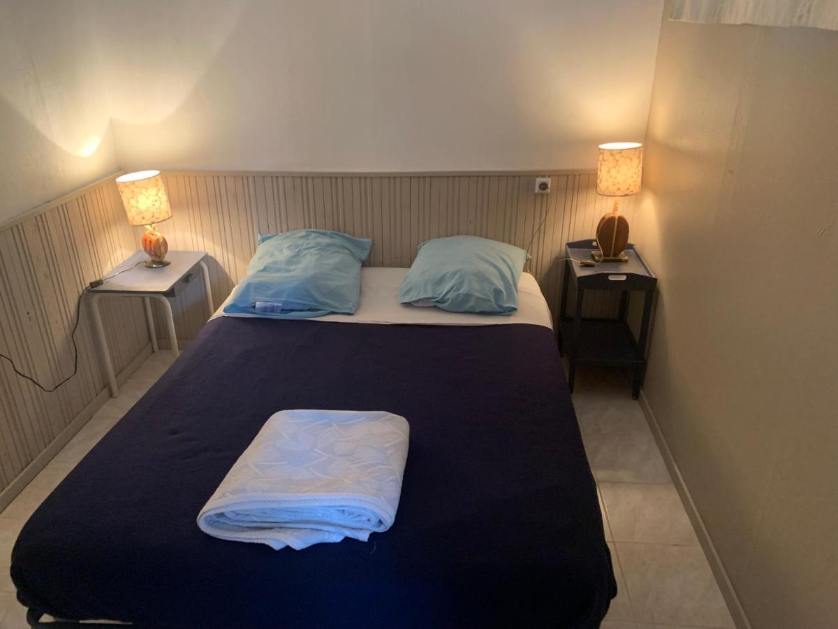 Ducey-Les Cheris Etape Mont Saint Michel St Malo 50220 Ngoại thất bức ảnh